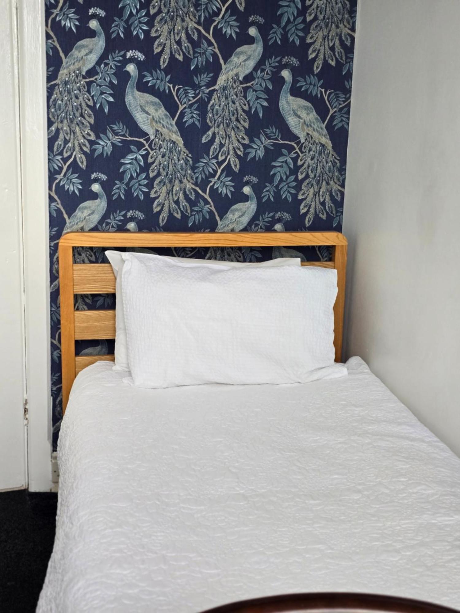 Bluebells Guest House 巴茅思 外观 照片